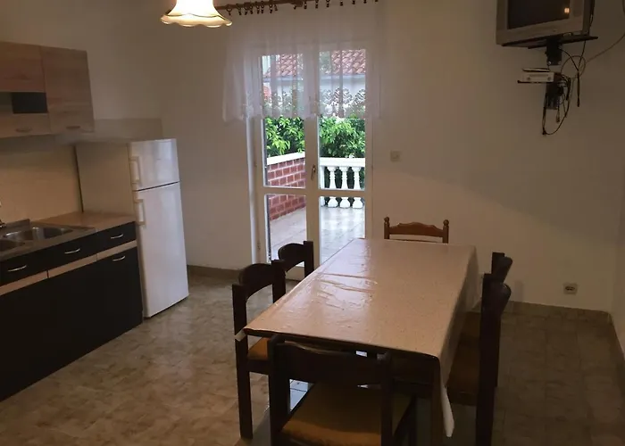 With Parking Space Orebic, Peljesac - 4526